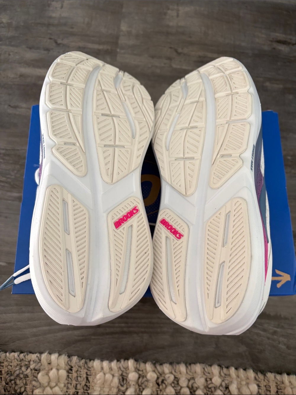 Brooks Ghost Max 3 - Picture 8 of 9
